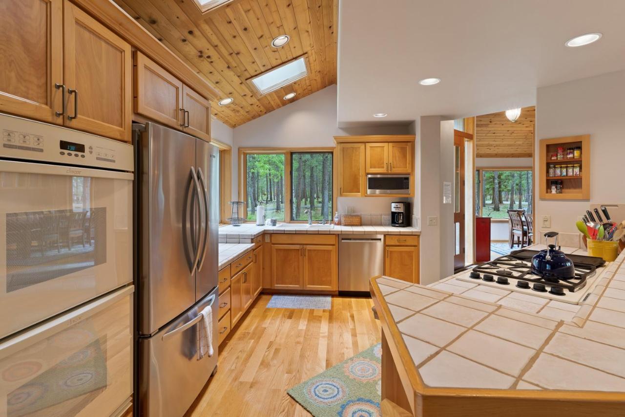 Glaze Meadow 376 Home Black Butte Ranch Екстериор снимка