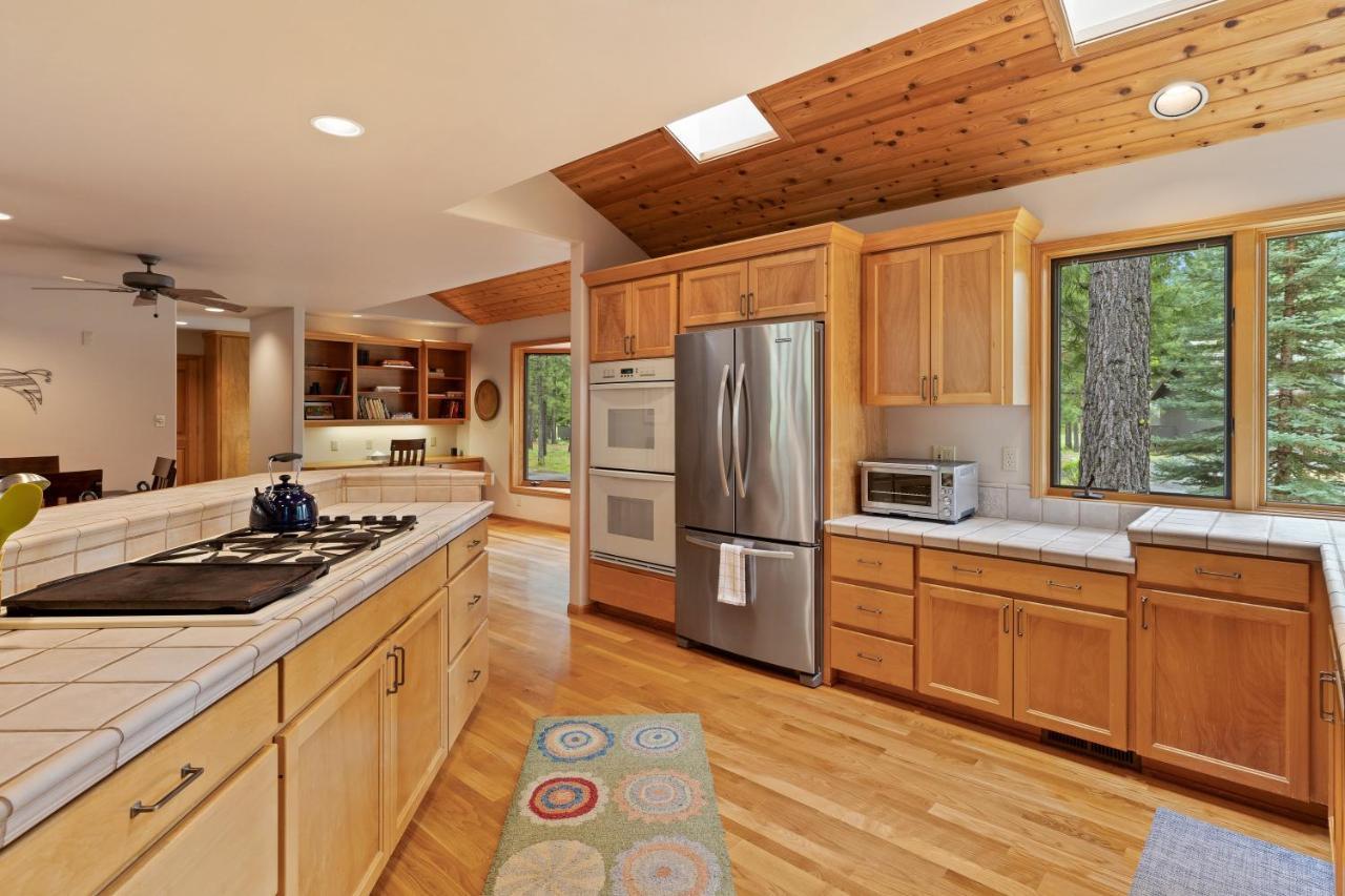 Glaze Meadow 376 Home Black Butte Ranch Екстериор снимка